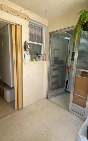 Apartamento à venda com 106m², 3 quartos e 2 vagas Apartamento à venda com 106m², 3 quartos e 2 vagasLavanderia
