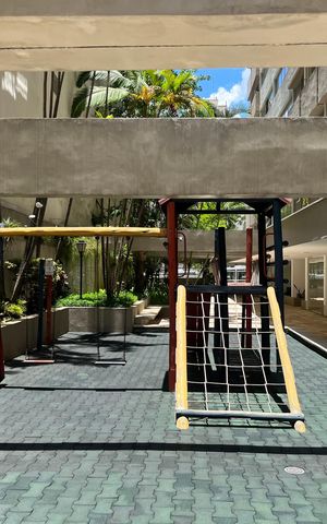Apartamento para alugar com 110m², 2 quartos e 1 vaga Apartamento para alugar com 110m², 2 quartos e 1 vagaÁrea comum - Playground
