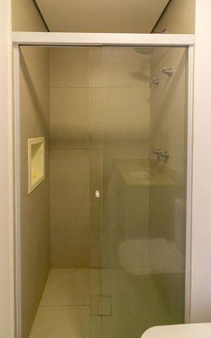Apartamento à venda com 70m², 2 quartos e 1 vaga Apartamento à venda com 70m², 2 quartos e 1 vagaBanheiro Social