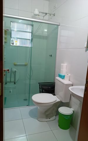 Casa à venda com 200m², 5 quartos e 2 vagas