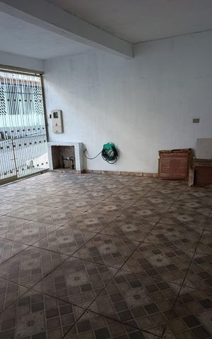 Casa à venda com 200m², 5 quartos e 2 vagas