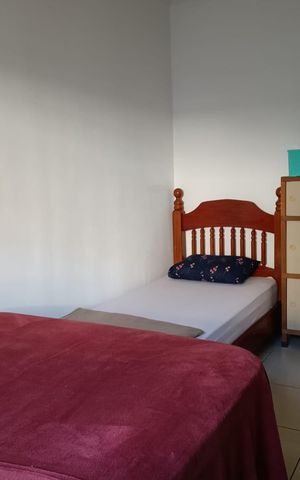 Casa à venda com 200m², 5 quartos e 2 vagas