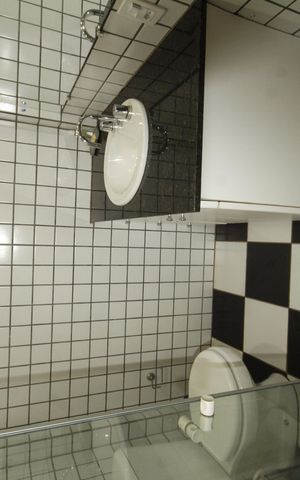Casa de condomínio à venda com 152m², 3 quartos e 4 vagasbanheiro 1