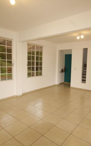 Casa de condomínio à venda com 152m², 3 quartos e 4 vagassala