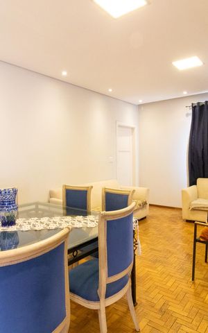 Casa à venda com 197m², 3 quartos e 2 vagas Casa à venda com 197m², 3 quartos e 2 vagasSala de Jantar