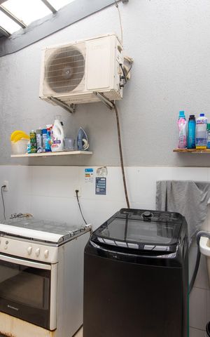 Casa à venda com 197m², 3 quartos e 2 vagas Casa à venda com 197m², 3 quartos e 2 vagasÁrea de Serviço