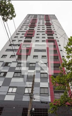 Apartamento à venda com 38m², 2 quartos e sem vaga Apartamento à venda com 38m², 2 quartos e sem vagaFachada e portaria