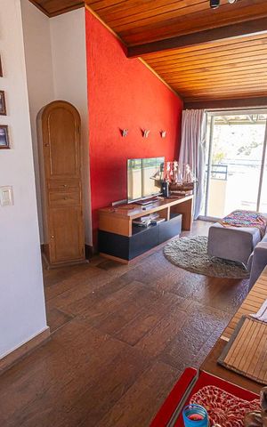 Casa à venda com 469m², 10 quartos e 4 vagas Casa à venda com 469m², 10 quartos e 4 vagas3º ANDAR: sala