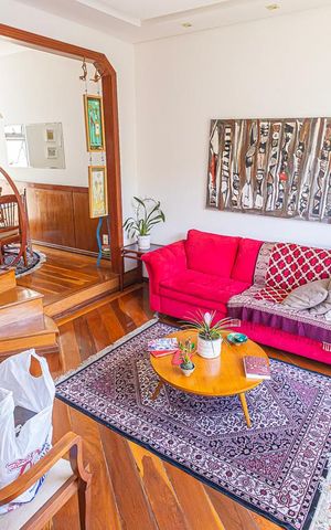 Casa à venda com 469m², 10 quartos e 4 vagas Casa à venda com 469m², 10 quartos e 4 vagas2ANDAR: sala