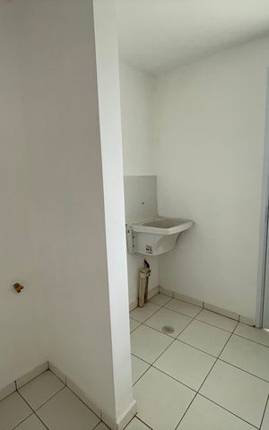 Apartamento para alugar com 68m², 2 quartos e 1 vaga Apartamento para alugar com 68m², 2 quartos e 1 vagaCozinha e Área de Serviço