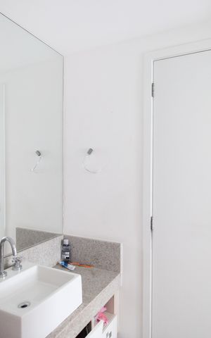 Apartamento à venda com 102m², 3 quartos e 2 vagasBanheiro das suítes canadenses 