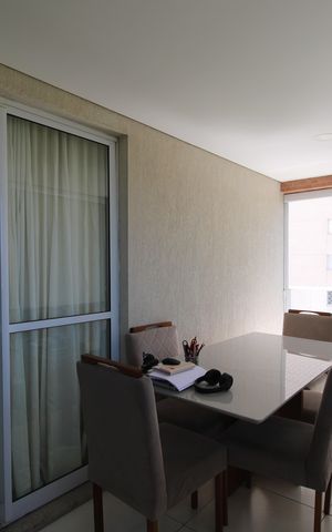 Apartamento à venda com 102m², 3 quartos e 2 vagasSala - Varanda