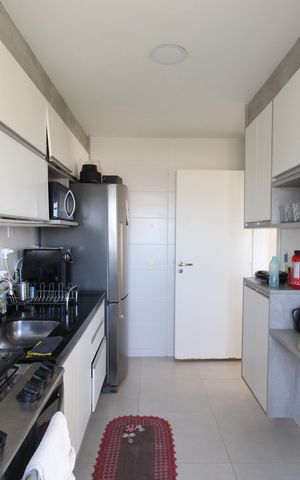 Apartamento à venda com 102m², 3 quartos e 2 vagasCozinha