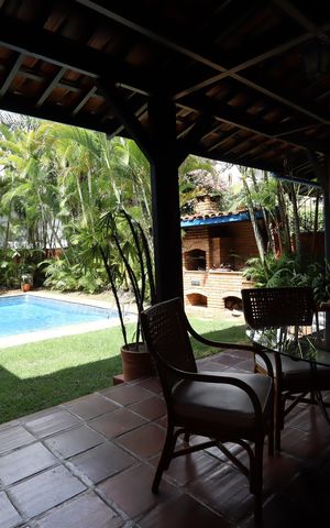 Casa à venda com 568m², 6 quartos e 2 vagasÁrea comum