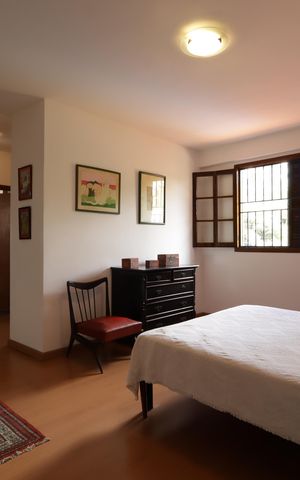 Casa à venda com 568m², 6 quartos e 2 vagasSuíte 2