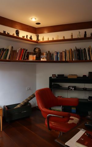 Casa à venda com 568m², 6 quartos e 2 vagasEscritório