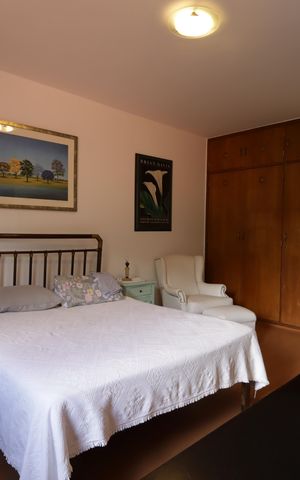 Casa à venda com 568m², 6 quartos e 2 vagasSuíte 2