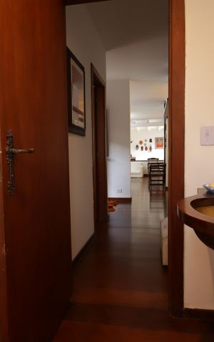 Casa à venda com 568m², 6 quartos e 2 vagasLavabo