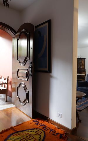 Casa à venda com 568m², 6 quartos e 2 vagasHall de entrada