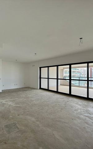 Apartamento à venda com 227m², 3 quartos e 4 vagas Apartamento à venda com 227m², 3 quartos e 4 vagasSala