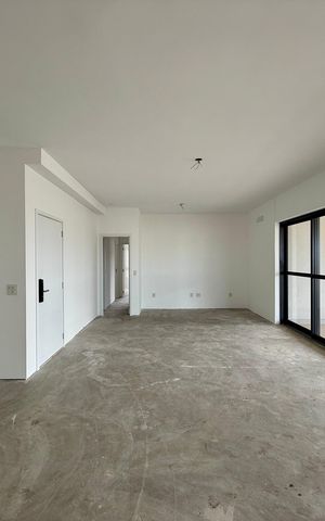 Apartamento à venda com 227m², 3 quartos e 4 vagas Apartamento à venda com 227m², 3 quartos e 4 vagasSala