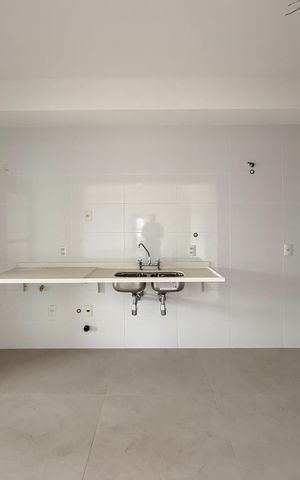 Apartamento à venda com 227m², 3 quartos e 4 vagas Apartamento à venda com 227m², 3 quartos e 4 vagasCozinha