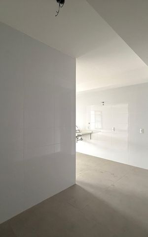 Apartamento à venda com 227m², 3 quartos e 4 vagas Apartamento à venda com 227m², 3 quartos e 4 vagasCozinha