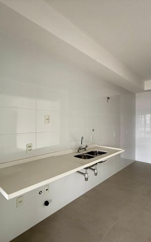 Apartamento à venda com 227m², 3 quartos e 4 vagas Apartamento à venda com 227m², 3 quartos e 4 vagasCozinha