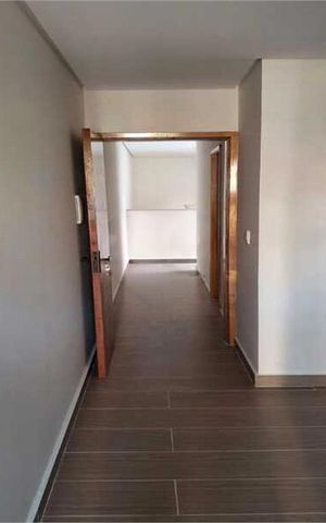 Casa de condomínio à venda com 80m², 3 quartos e 2 vagas