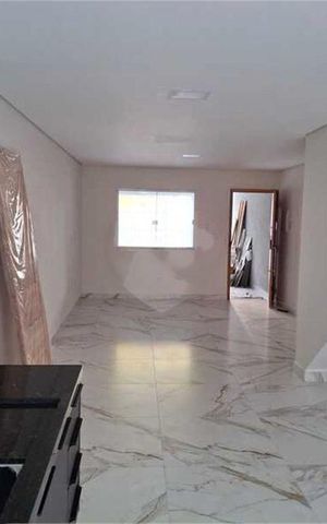 Casa de condomínio à venda com 80m², 3 quartos e 2 vagas
