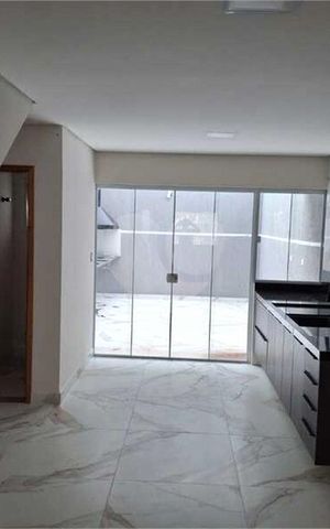 Casa de condomínio à venda com 80m², 3 quartos e 2 vagas