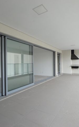 Apartamento à venda com 146m², 4 quartos e 2 vagasVaranda gourmet