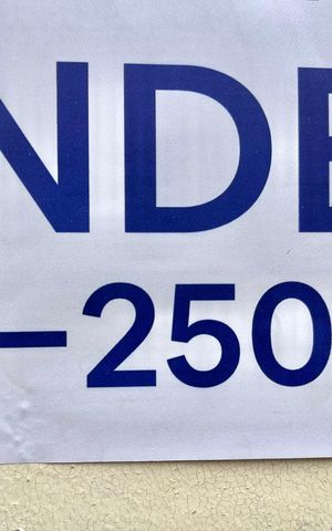 Casa à venda com 112m², 2 quartos e 1 vaga Casa à venda com 112m², 2 quartos e 1 vagaPlaquinha
