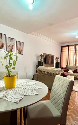 Casa à venda com 112m², 2 quartos e 1 vaga Casa à venda com 112m², 2 quartos e 1 vagaSala