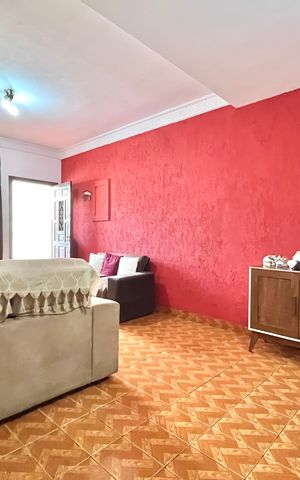 Casa à venda com 112m², 2 quartos e 1 vaga Casa à venda com 112m², 2 quartos e 1 vagaSala