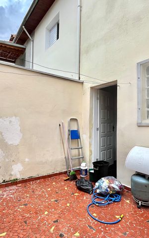 Casa à venda com 112m², 2 quartos e 1 vaga Casa à venda com 112m², 2 quartos e 1 vagaQuintal