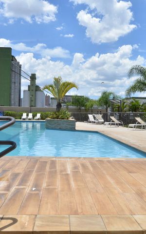 Apartamento à venda com 70m², 2 quartos e 1 vagaÁrea comum - Piscina