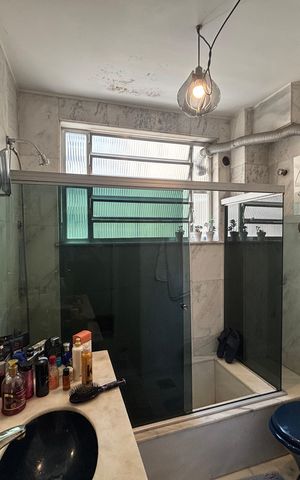 Apartamento à venda com 140m², 2 quartos e 1 vaga Apartamento à venda com 140m², 2 quartos e 1 vagaBanheiro social