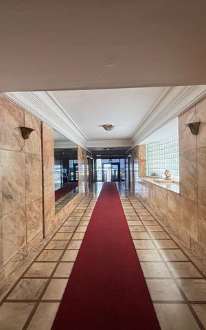 Apartamento à venda com 140m², 2 quartos e 1 vaga Apartamento à venda com 140m², 2 quartos e 1 vagaPortaria