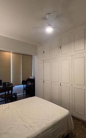 Apartamento à venda com 140m², 2 quartos e 1 vaga Apartamento à venda com 140m², 2 quartos e 1 vagaQuarto 1