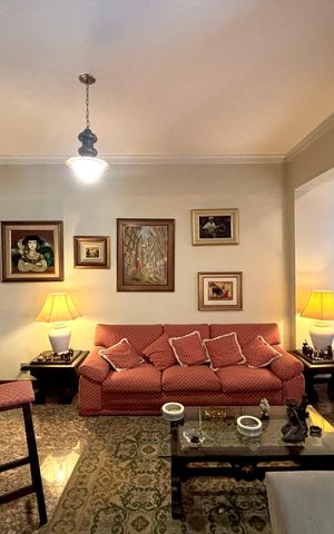 Apartamento à venda com 140m², 2 quartos e 1 vaga Apartamento à venda com 140m², 2 quartos e 1 vagaSala