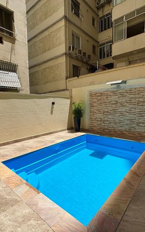 Apartamento à venda com 140m², 2 quartos e 1 vaga Apartamento à venda com 140m², 2 quartos e 1 vagaÁrea comum - piscina