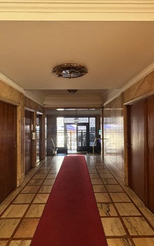 Apartamento à venda com 140m², 2 quartos e 1 vaga Apartamento à venda com 140m², 2 quartos e 1 vagaPortaria