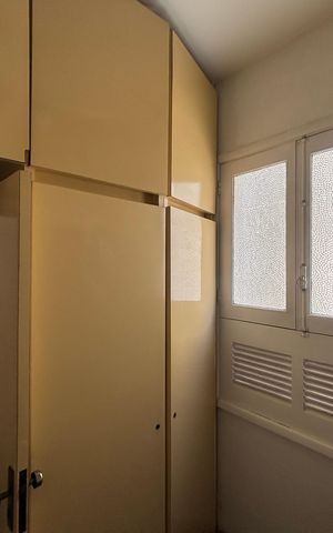 Apartamento à venda com 140m², 2 quartos e 1 vaga Apartamento à venda com 140m², 2 quartos e 1 vagaÁrea de serviço - quarto