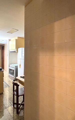 Apartamento à venda com 140m², 2 quartos e 1 vaga Apartamento à venda com 140m², 2 quartos e 1 vagaCozinha