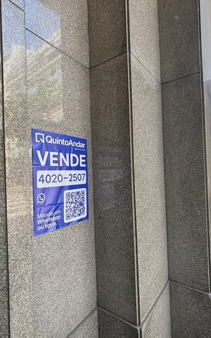 Apartamento à venda com 140m², 2 quartos e 1 vaga Apartamento à venda com 140m², 2 quartos e 1 vagaPlaca