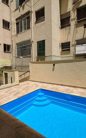 Apartamento à venda com 140m², 2 quartos e 1 vaga Apartamento à venda com 140m², 2 quartos e 1 vagaÁrea comum - piscina
