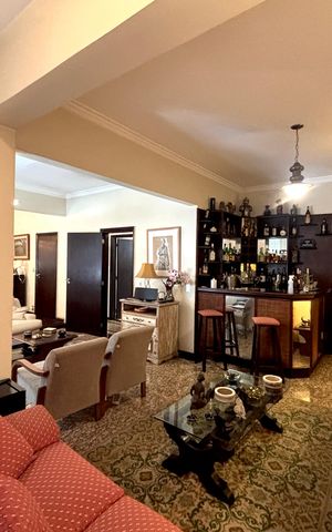 Apartamento à venda com 140m², 2 quartos e 1 vaga Apartamento à venda com 140m², 2 quartos e 1 vagaSala