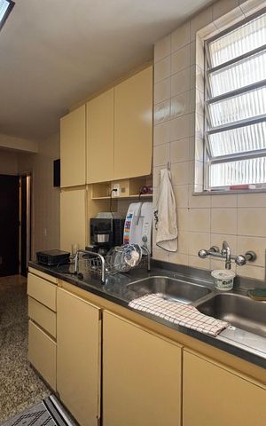 Apartamento à venda com 140m², 2 quartos e 1 vaga Apartamento à venda com 140m², 2 quartos e 1 vagaCozinha