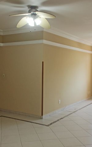 Apartamento para alugar com 136m², 3 quartos e 1 vagaSala